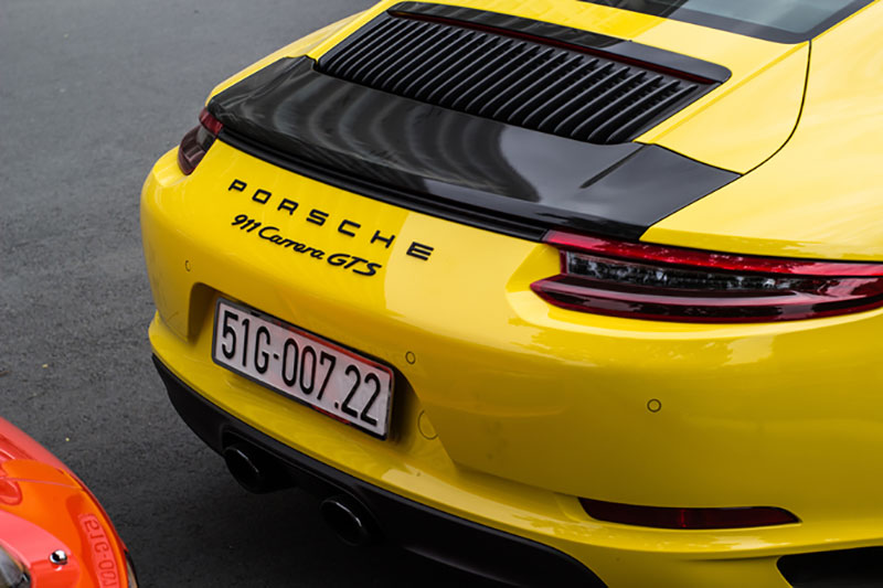 Bộ tứ Porsche 911 tụ hội ở Sài Gòn